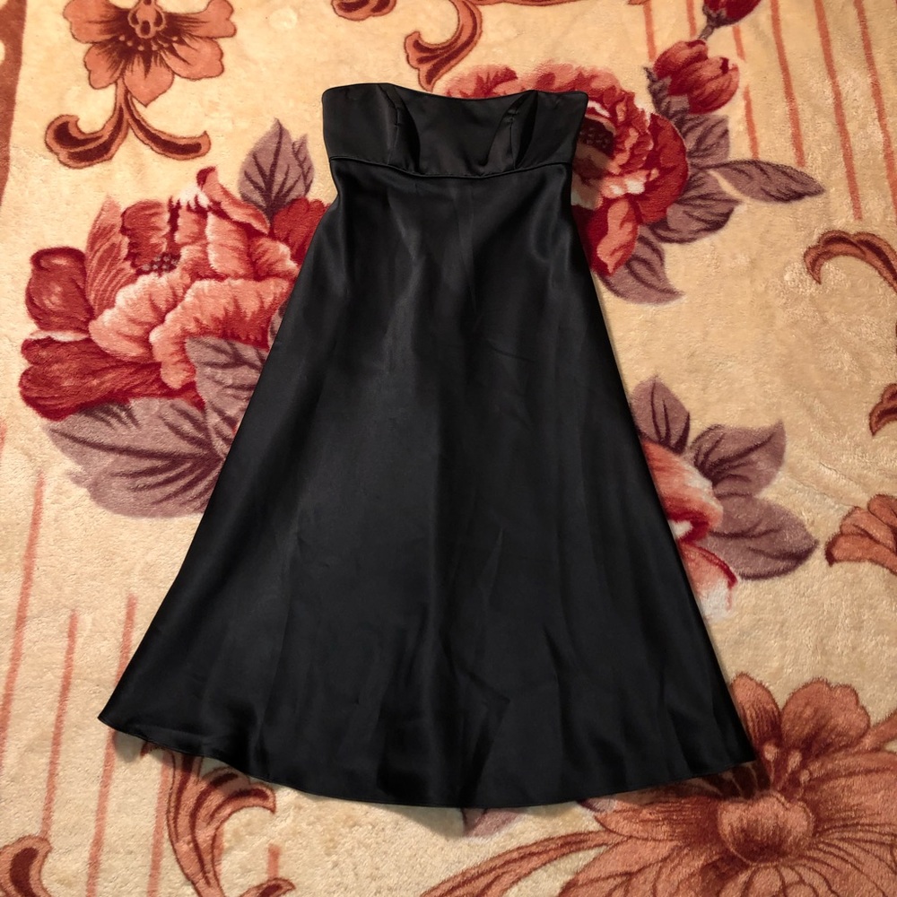 Strapless dress
